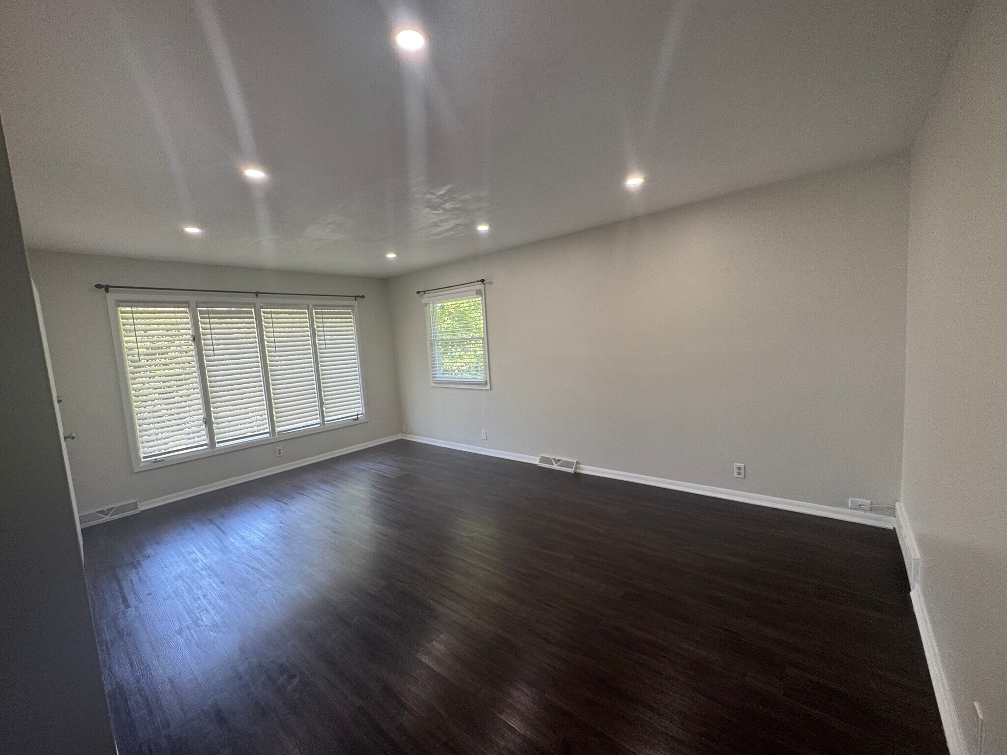 Living Room - 7211 W Brentwood Ave