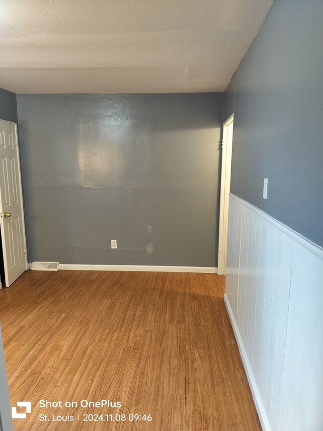 Building Photo - 10141 Baron Dr