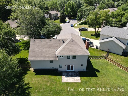 Building Photo - 2116 E 144th St