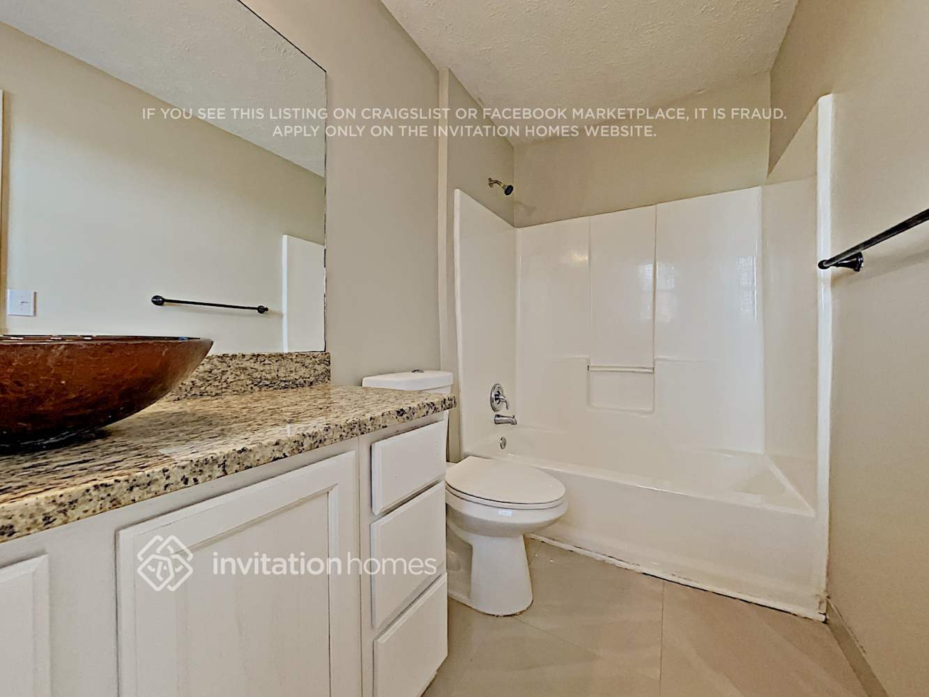 Building Photo - 207 Weatherstone Crossing
