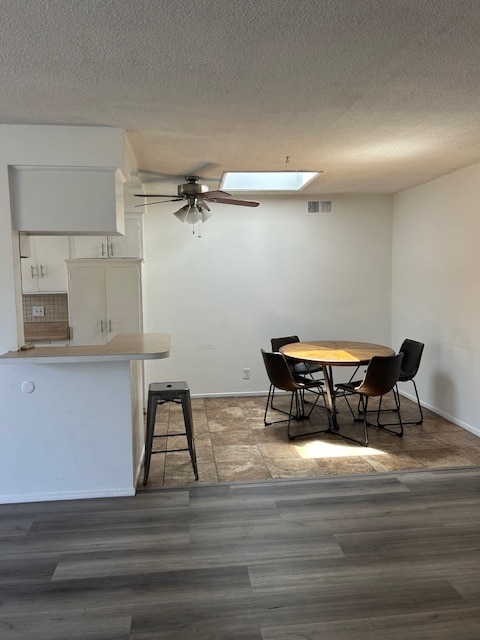 Building Photo - 7553 Norton Ave