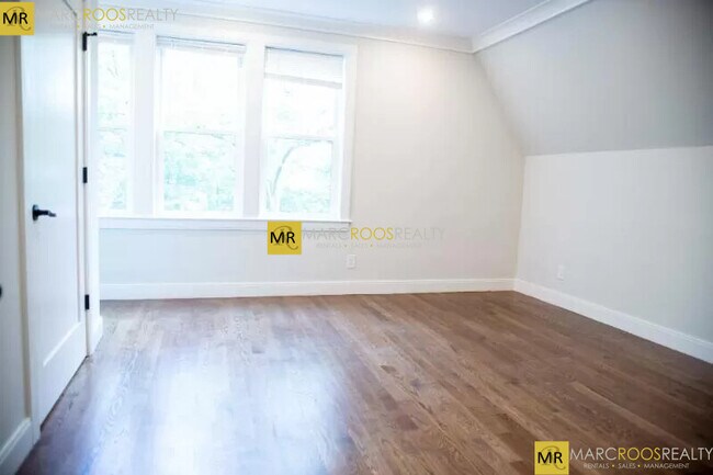 Building Photo - 46 Ridgemont St