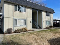 Building Photo - 225 E Westview Ave