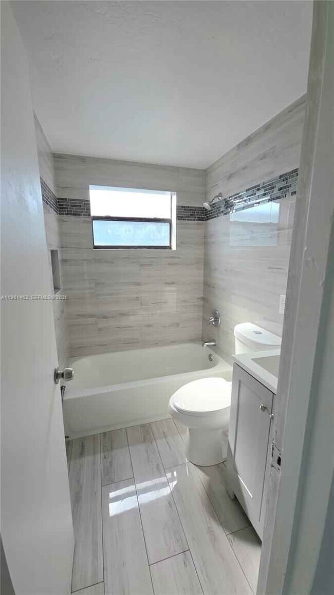 Building Photo - 6616 Raleigh St