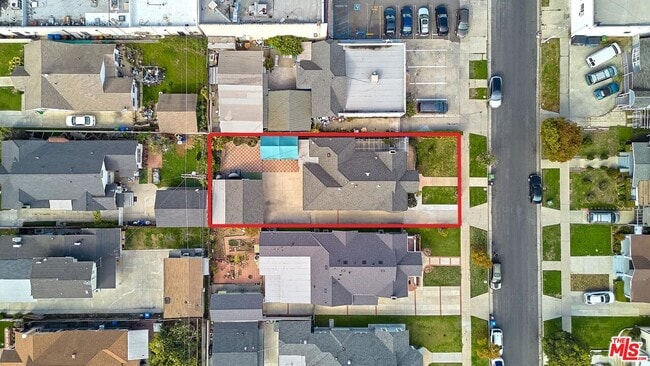 Building Photo - 1017 4th Ave