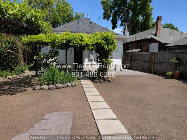 Building Photo - NO DEPOSIT option available for qualified renters