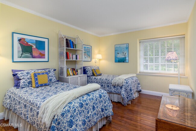 Building Photo - 4161 Clubhouse Dr