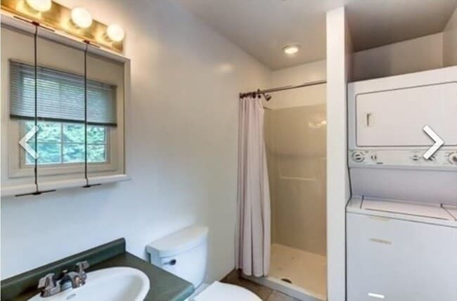 Building Photo - 84 South St