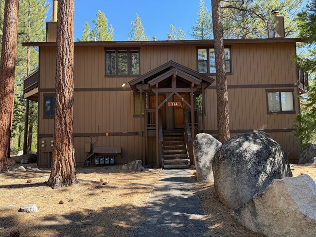 Building Photo - 2 Bed + Huge Bonus Room -  new flooring, paint and kitchen!   Lake Village Condo w/Forest Views
