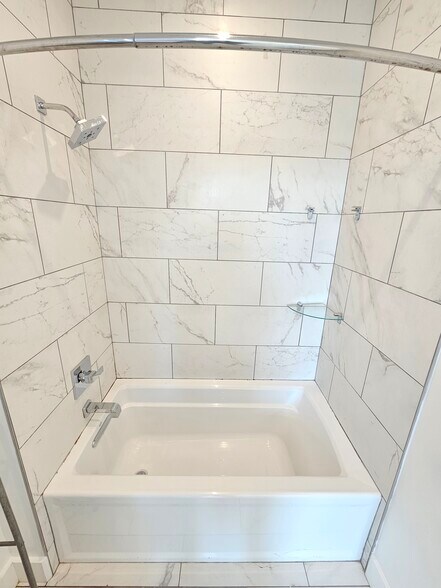 Building Photo - 1169 Hope St