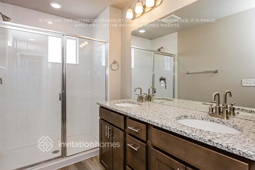 Building Photo - 13603 Arriba Dr