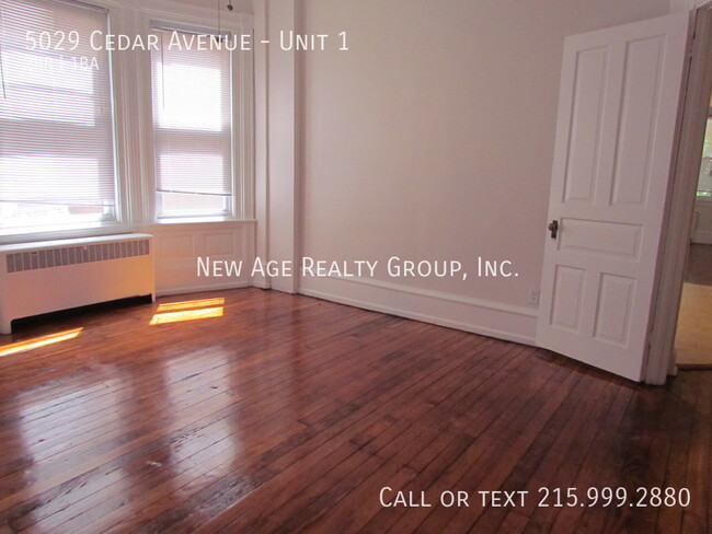 Building Photo - Spacious 2 bedroom apartment near 50th & C...