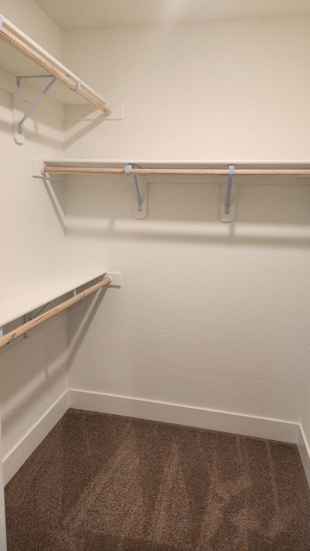 Building Photo - BRAND NEW 4 BEDROOM