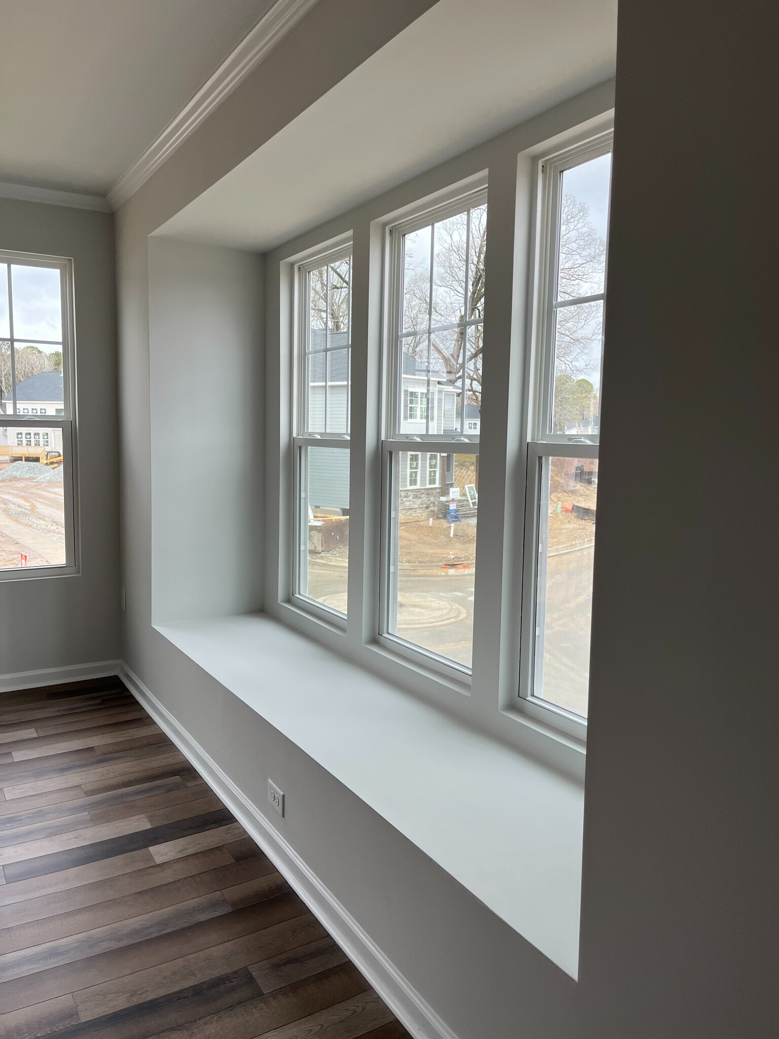 Building Photo - Room in Townhome on Herb Garden Way