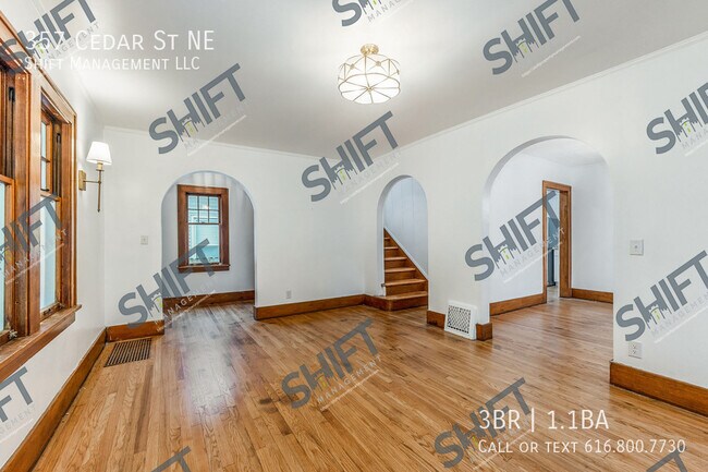 Building Photo - 357 Cedar St NE