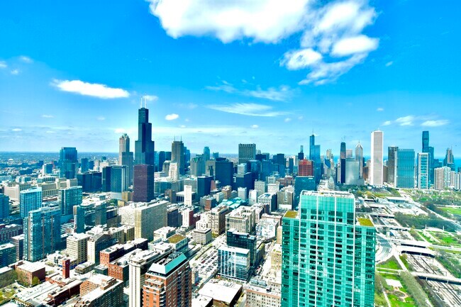 Building Photo - 1000 S Michigan Ave