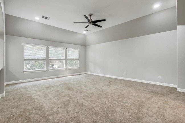 Building Photo - 140 Fairwood Dr