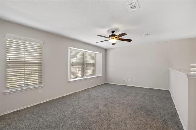 Building Photo - 9232 Blackstone Dr