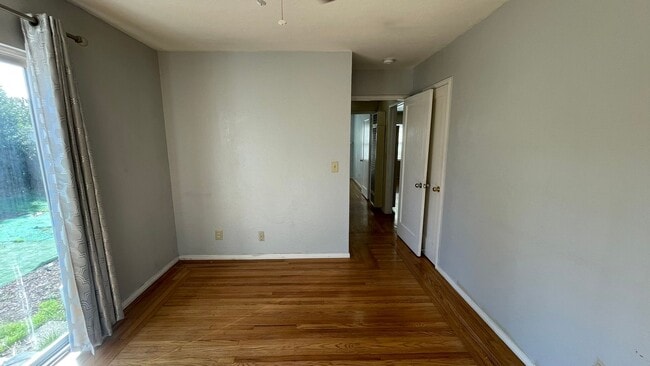 Building Photo - Charming 2 bedroom 1 bathroom home in Concord