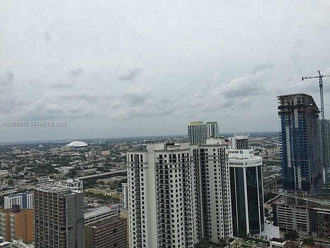 Building Photo - 1100 S Miami Ave