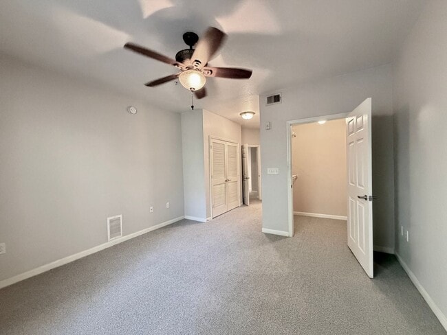 Building Photo - 8539 Gate Pkwy W