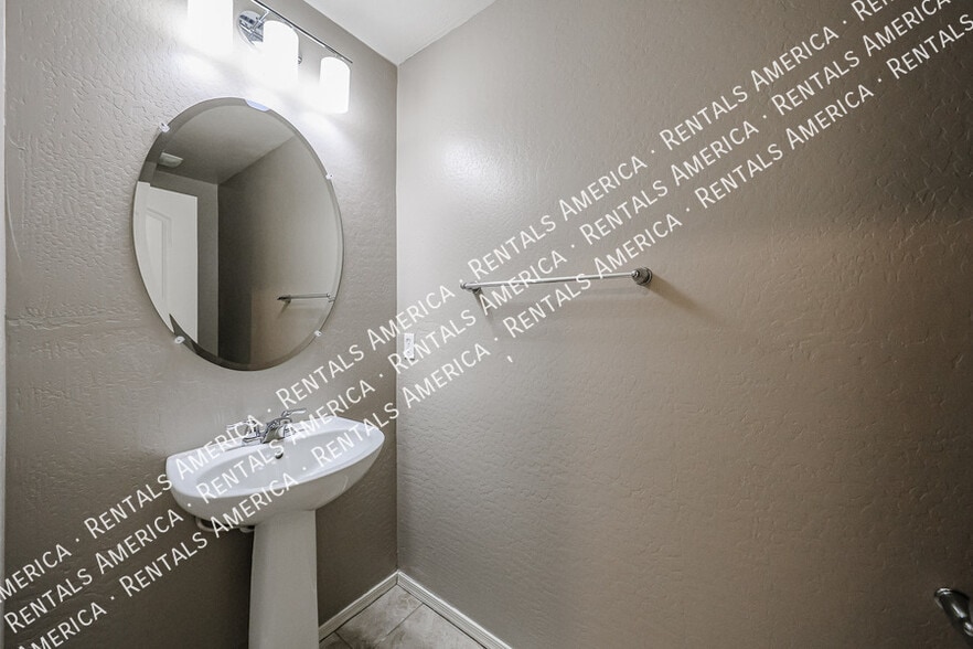 Building Photo - 2969 S Colorado St