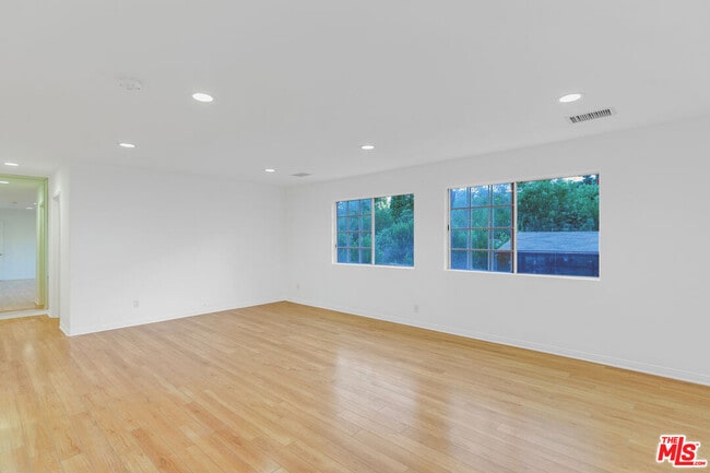 Building Photo - 19016 Wells Dr