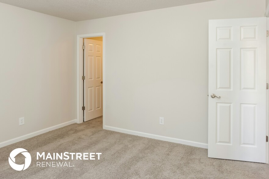 Building Photo - 4806 Inglewood Ct SE