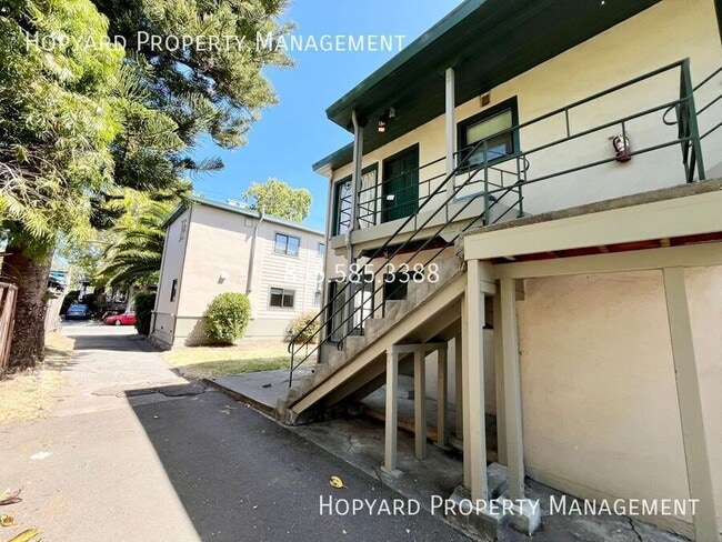 Building Photo - 1676 Dwight Way