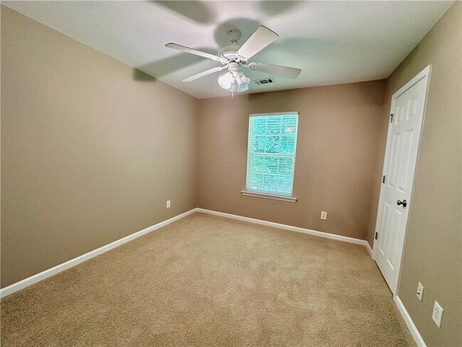 Building Photo - 2552 Pierce Brennen Ct NE