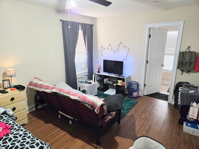 Building Photo - Eagles Landing 4 Bedroom/4 Bath condo Available for Fall 2026!!