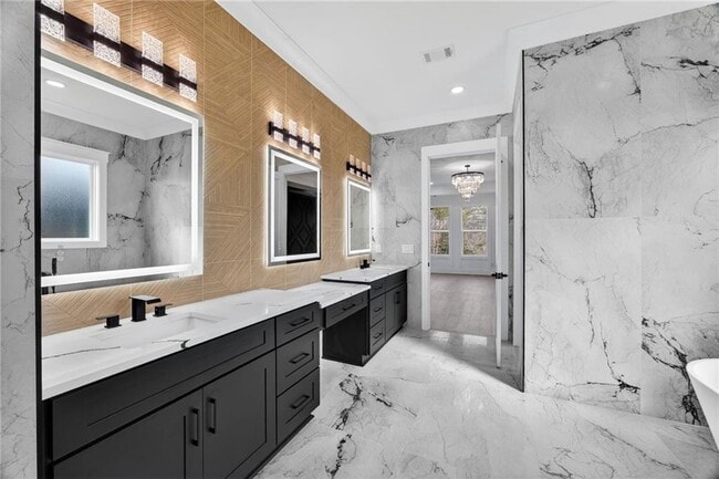 Building Photo - 405 Thunder Rd