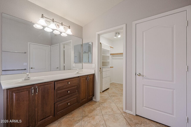 Building Photo - 11517 W Gecko Ct