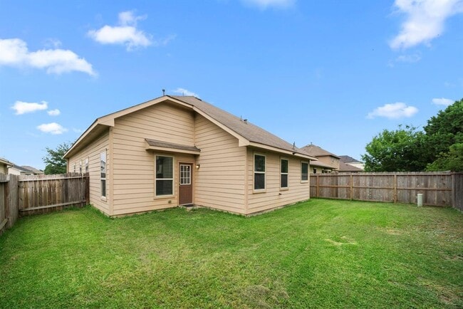 Building Photo - 25426 Saddlebrook Champion Way