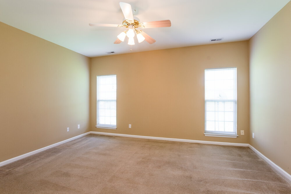 Building Photo - 9908 Spring Park Dr