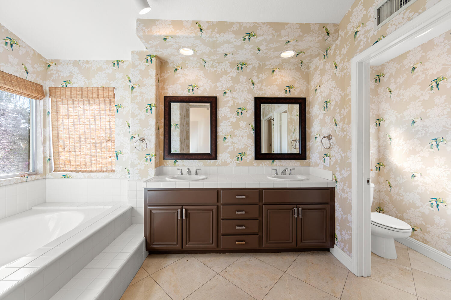 Primary bathroom - 7224 Imbach Place