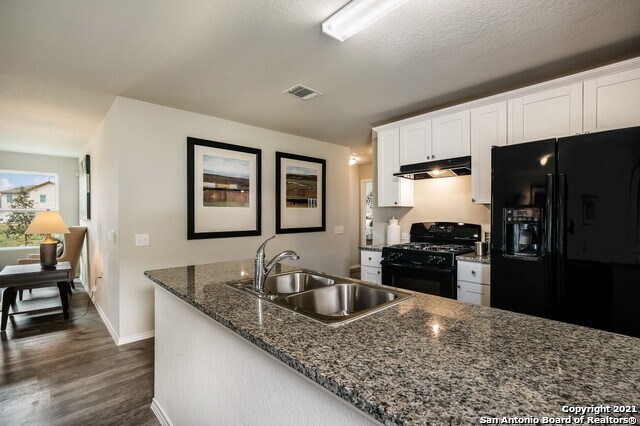 Building Photo - 10538 Varmus Dr