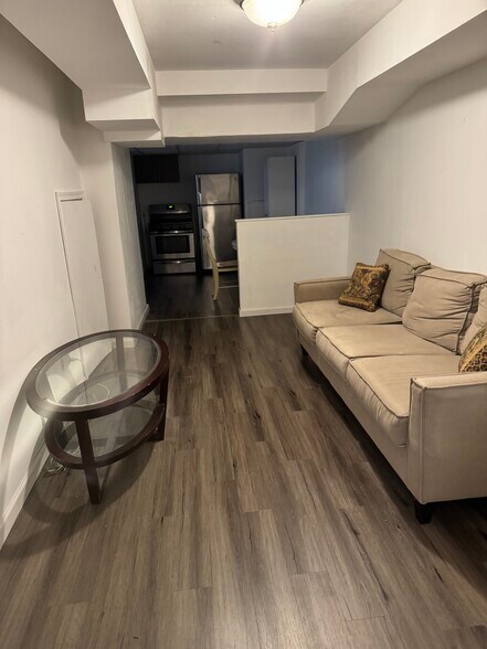 Building Photo - 3555 Hylan Blvd