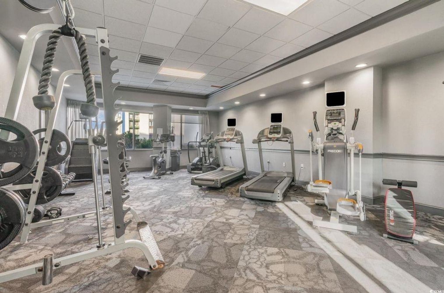 Building Photo - 1906 S Ocean Blvd