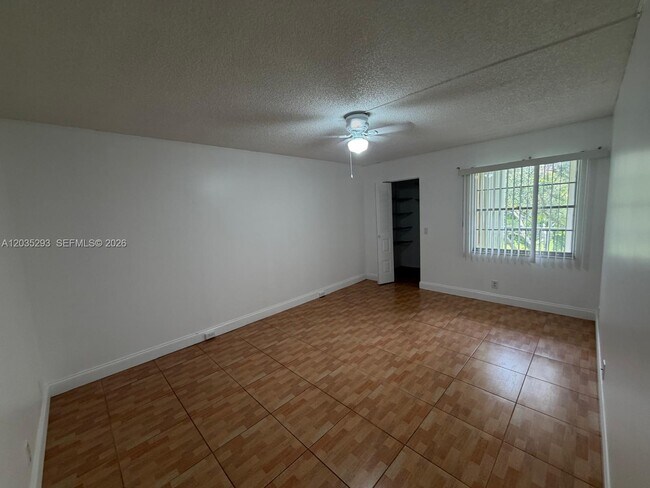 Building Photo - 13355 SW 9th Ct