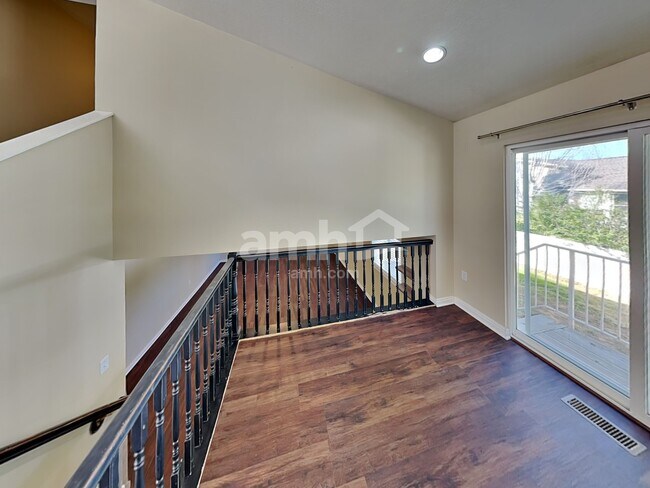 Building Photo - 1495 N 2325 W