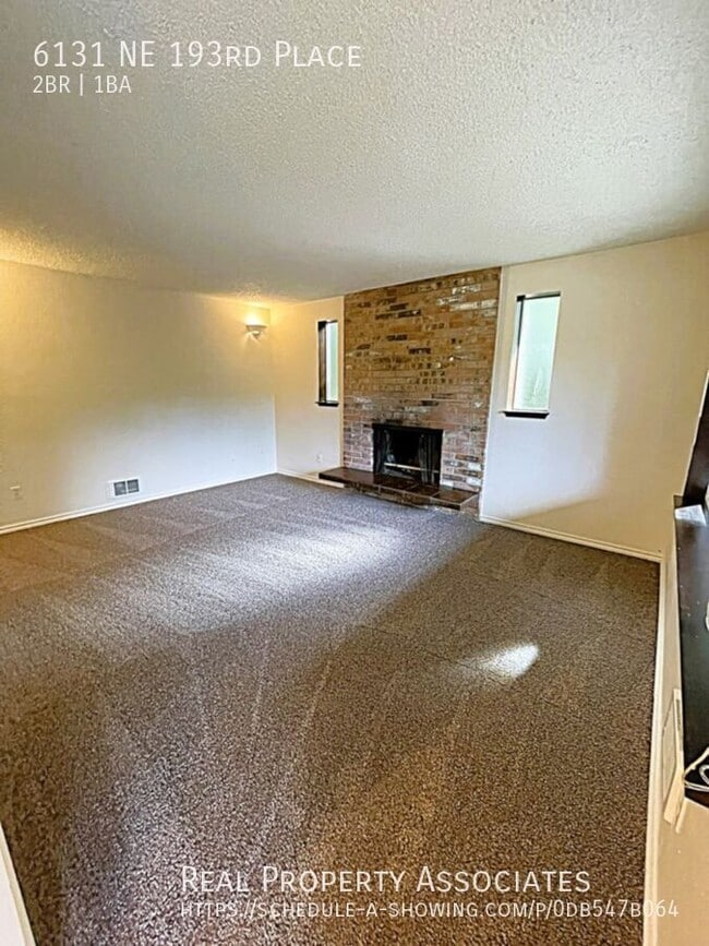 Building Photo - 6131 NE 193rd Pl