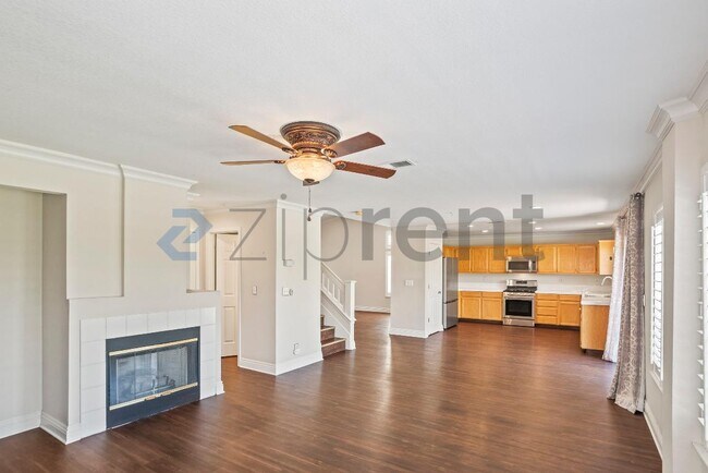 Building Photo - 1366 Jayhawk Ln