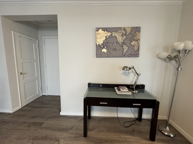 Building Photo - 2130 N St NW