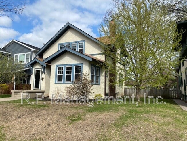 Building Photo - 4221 Harriet Ave