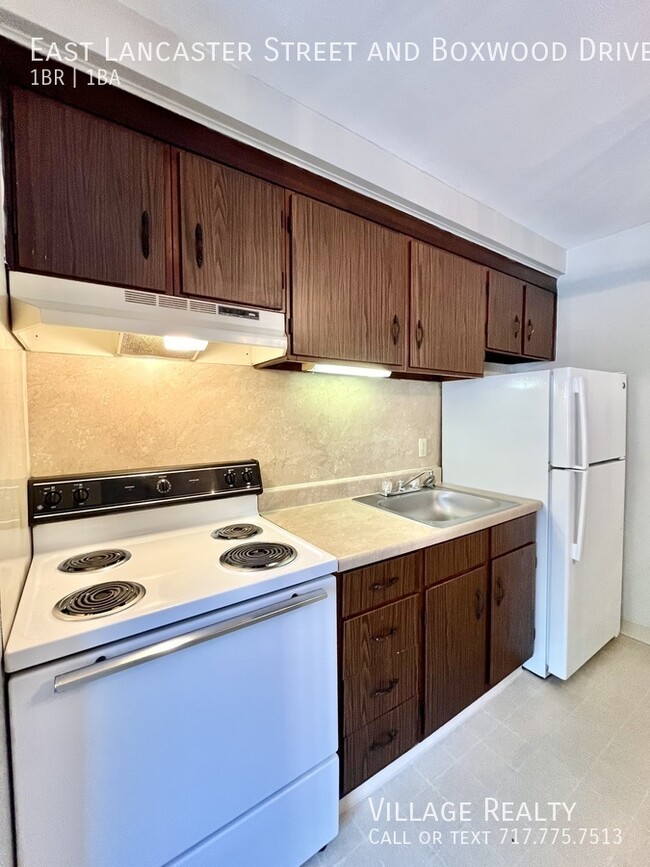 Building Photo - Budget-friendly 1-Bed w/ On-Site Laundry &...