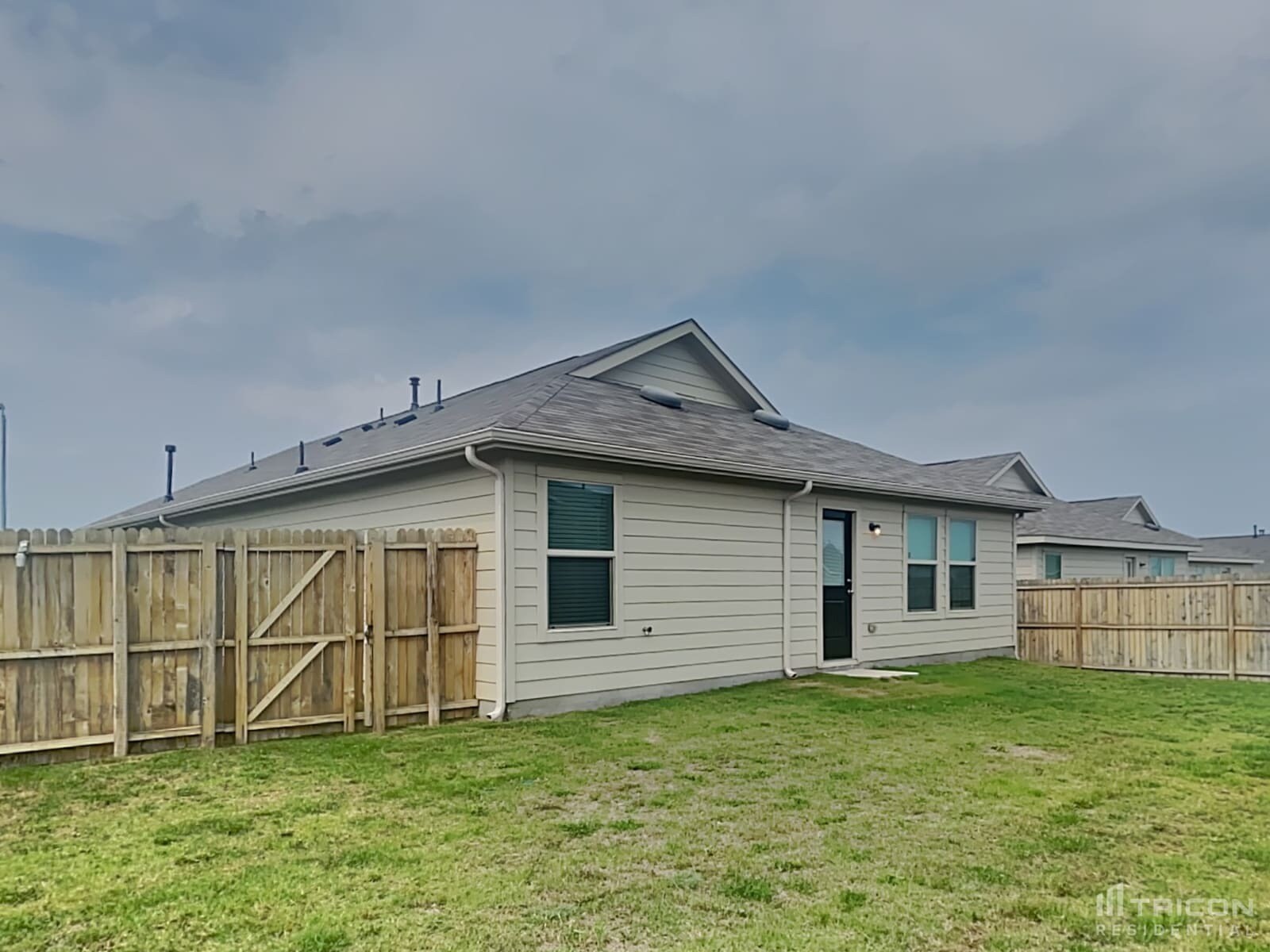 Building Photo - 309 Anvil Dr