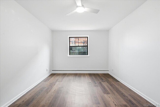 Building Photo - 78-06 153rd Ave