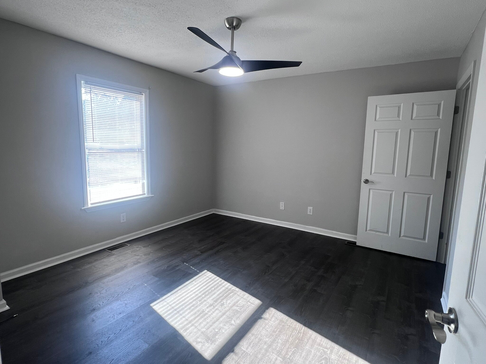 Building Photo - 2232 Trinity Club Dr