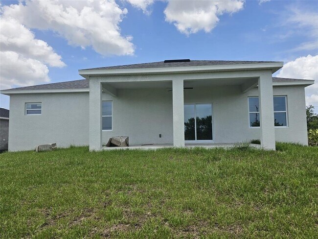 Building Photo - 13565 Jeronimo Ln